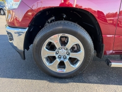 Used 2024  Ram 1500 Big Horn 4x4 Crew Cab 6'4" Box at Chip Wynn Motors near Paducah&comma; KY