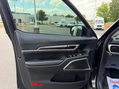 Used 2024  Kia Telluride S FWD at Chip Wynn Motors near Paducah&comma; KY