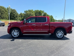 Used 2024  Chevrolet Silverado 1500 4WD Crew Cab 147" High Country at Chip Wynn Motors near Paducah&comma; KY