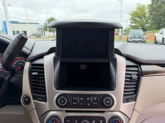Used 2015  GMC Yukon 4d SUV 4WD Denali at Chip Wynn Motors near Paducah&comma; KY