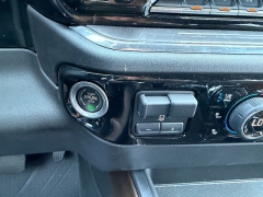 Used 2024  Chevrolet Silverado 1500 4WD Crew Cab 147" High Country at Chip Wynn Motors near Paducah&comma; KY
