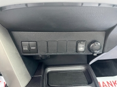 Used 2018  Toyota RAV4 XLE FWD &lpar;Natl&rpar; at Chip Wynn Motors near Paducah&comma; KY