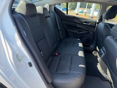 Used 2024  Nissan Altima 2&period;0 SR Sedan at Chip Wynn Motors near Paducah&comma; KY
