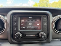 Used 2018  Jeep Wrangler Sport 4x4 at Chip Wynn Motors near Paducah&comma; KY