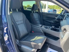 Used 2024  Nissan Rogue AWD SV at Chip Wynn Motors near Paducah&comma; KY
