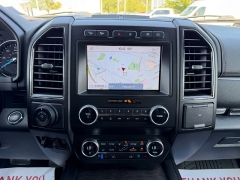 Used 2021  Ford Expedition Max Limited 4x4 at Chip Wynn Motors near Paducah&comma; KY