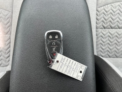 Used 2023  Chevrolet Equinox AWD 4dr LT w&sol;2FL at Chip Wynn Motors near Paducah&comma; KY