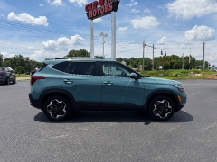Used 2024  Kia Seltos EX IVT AWD at Chip Wynn Motors near Paducah&comma; KY