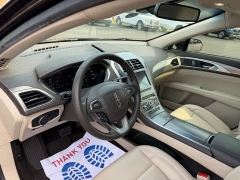 Used 2020  Lincoln MKZ 4d Sedan FWD at Chip Wynn Motors near Paducah&comma; KY