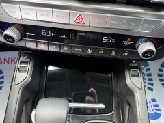Used 2024  Kia Telluride S FWD at Chip Wynn Motors near Paducah&comma; KY