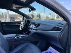 Used 2024  Buick Enclave FWD 4dr Premium at Chip Wynn Motors near Paducah&comma; KY