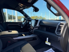 Used 2024  Ram 1500 Big Horn 4x4 Crew Cab 6'4" Box at Chip Wynn Motors near Paducah&comma; KY