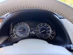 Used 2013  INFINITI QX56 4d SUV 4WD at Chip Wynn Motors near Paducah&comma; KY