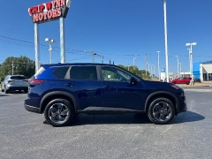 Used 2024  Nissan Rogue AWD SV at Chip Wynn Motors near Paducah&comma; KY