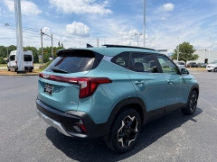 Used 2024  Kia Seltos EX IVT AWD at Chip Wynn Motors near Paducah&comma; KY