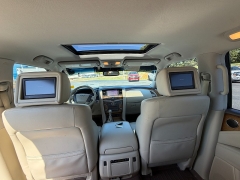 Used 2013  INFINITI QX56 4d SUV 4WD at Chip Wynn Motors near Paducah&comma; KY