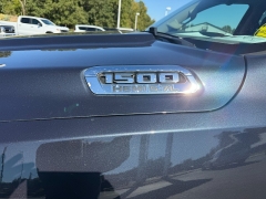 Used 2020  Ram 1500 Big Horn 4x4 Crew Cab 5'7" Box at Chip Wynn Motors near Paducah&comma; KY