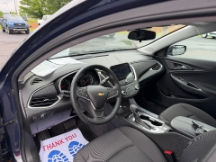 Used 2025  Chevrolet Malibu 4dr Sdn 1LT at Chip Wynn Motors near Paducah&comma; KY