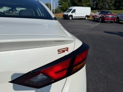 Used 2024  Nissan Altima 2&period;0 SR Sedan at Chip Wynn Motors near Paducah&comma; KY