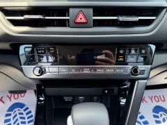 Used 2024  Kia Seltos EX IVT AWD at Chip Wynn Motors near Paducah&comma; KY