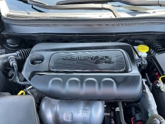 Used 2021  Jeep Cherokee Altitude 4x4 at Chip Wynn Motors near Paducah&comma; KY