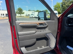 Used 2024  Chevrolet Silverado 1500 4WD Crew Cab 147" High Country at Chip Wynn Motors near Paducah&comma; KY