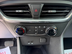 Used 2024  Buick Encore GX FWD 4dr Preferred at Chip Wynn Motors near Paducah&comma; KY
