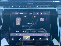 Used 2023  Jeep Grand Cherokee Altitude 4x4 at Chip Wynn Motors near Paducah&comma; KY