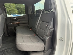 Used 2021  GMC Sierra 1500 4WD Crew Cab 147" Elevation w&sol;3SB at Chip Wynn Motors near Paducah&comma; KY