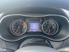 Used 2020  Jeep Cherokee Limited 4x4 at Chip Wynn Motors near Paducah&comma; KY