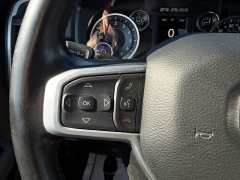 Used 2020  Ram 1500 Big Horn 4x4 Crew Cab 5'7" Box at Chip Wynn Motors near Paducah&comma; KY