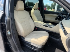 Used 2025  INFINITI QX60 SENSORY AWD at Chip Wynn Motors near Paducah&comma; KY