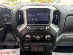 Used 2021  GMC Sierra 1500 4WD Crew Cab 147" Elevation w&sol;3SB at Chip Wynn Motors near Paducah&comma; KY