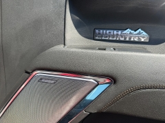 Used 2024  Chevrolet Silverado 1500 4WD Crew Cab 147" High Country at Chip Wynn Motors near Paducah&comma; KY