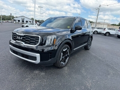Used 2024  Kia Telluride S FWD at Chip Wynn Motors near Paducah&comma; KY