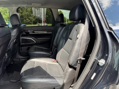 Used 2024  Kia Telluride S FWD at Chip Wynn Motors near Paducah&comma; KY