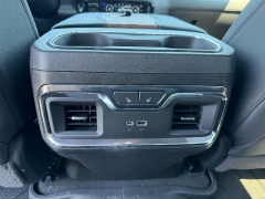 Used 2024  Chevrolet Silverado 1500 4WD Crew Cab 147" High Country at Chip Wynn Motors near Paducah&comma; KY