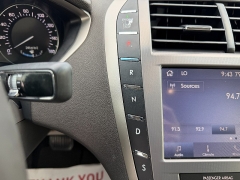 Used 2020  Lincoln MKZ 4d Sedan FWD at Chip Wynn Motors near Paducah&comma; KY