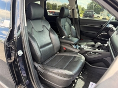 Used 2024  Kia Telluride S FWD at Chip Wynn Motors near Paducah&comma; KY