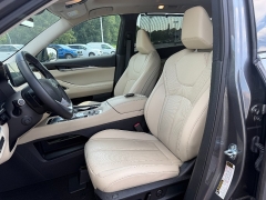 Used 2025  INFINITI QX60 SENSORY AWD at Chip Wynn Motors near Paducah&comma; KY