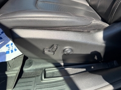 Used 2023  Chrysler Pacifica Touring L FWD at Chip Wynn Motors near Paducah&comma; KY