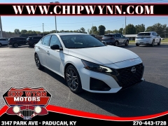  2024 Nissan Altima 2&period;0 SR Sedan at Chip Wynn Motors near Paducah&comma; KY