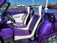Used 1960  Ford FALCON CONVERTIBLE 2D at Chip Wynn Motors near Paducah&comma; KY