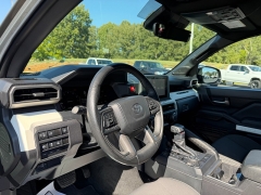 Used 2024  Toyota Tacoma 4WD Hybrid Double Cab Bed AT &lpar;Natl&rpar; at Chip Wynn Motors near Paducah&comma; KY