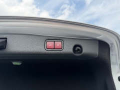 Used 2019  Mercedes-Benz E-Class 4d Sedan E300 4matic at Chip Wynn Motors near Paducah&comma; KY