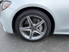 Used 2019  Mercedes-Benz E-Class 4d Sedan E300 4matic at Chip Wynn Motors near Paducah&comma; KY