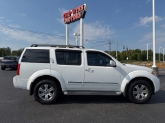 Used 2011  Nissan Pathfinder 4d SUV 4WD SV at Chip Wynn Motors near Paducah&comma; KY