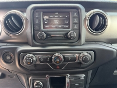 Used 2018  Jeep Wrangler Sport 4x4 at Chip Wynn Motors near Paducah&comma; KY