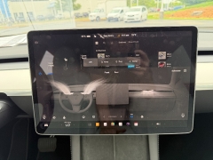 Used 2024  Tesla Model Y Long Range AWD at Chip Wynn Motors near Paducah&comma; KY