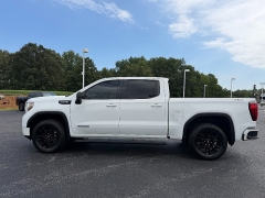 Used 2021  GMC Sierra 1500 4WD Crew Cab 147" Elevation w&sol;3SB at Chip Wynn Motors near Paducah&comma; KY